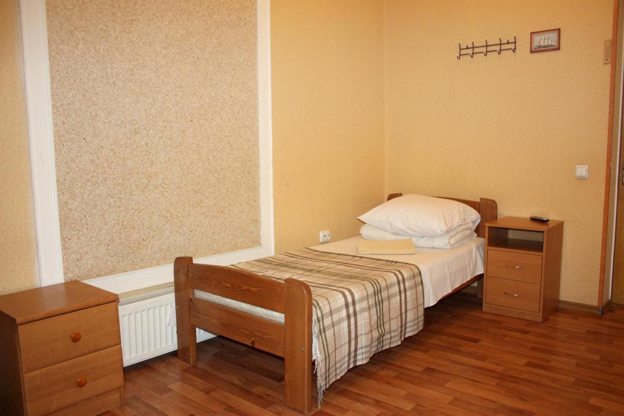 Inn Khlibodarskiy Khlibodarske Экстерьер фото